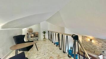 Premium Apartment | 2 bedrooms, premium bedding, memory foam beds, desk