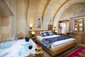 Suite de lujo | Tina de hidromasaje