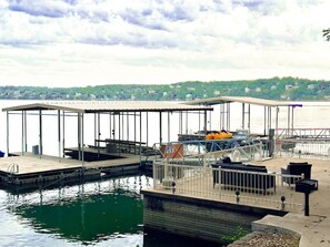 Marina - Lakehouse w/Pools, hottub, Dock, Sauna,Playground (Sunrise Beach)