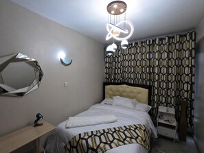 1 bedroom, in-room safe, WiFi, bed sheets - A tastefully furnished one bedroom apartment in Nairobi, Kenya. Thika rd. (Nairobi)