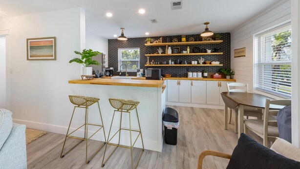 Interior - Bayou Beach Vibes: *Canal view *Central location *Updated condo (Anna Maria)
