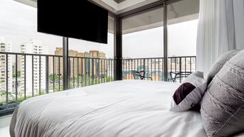 Estúdio, 1 cama de casal, varanda (36 m) | Roupas de cama antialérgicas, individualmente mobiliados