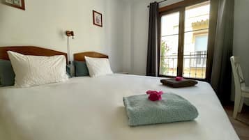 Deluxe Double or Twin Room, Balcony, City View | Laptop workspace, free WiFi, bed sheets