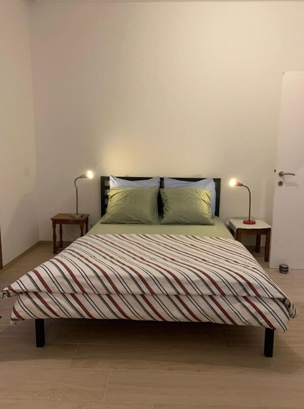 1 Schlafzimmer, WLAN, Bettwäsche