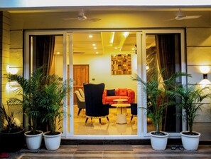 奢華別墅, 多間臥室, 私人泳池, 河景 | 露台/庭院