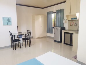 1 bedroom, laptop workspace, free WiFi, bed sheets