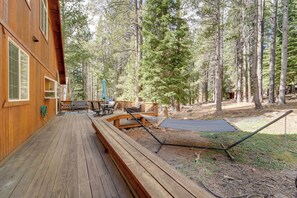 House (4 Bedrooms) | Interior - 4 Mi to Downhill Ski Resort! Spacious Family Haven (Truckee)