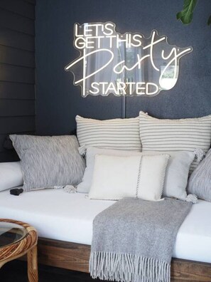 熨斗/熨衣板、免费 WiFi、床单