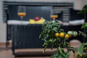 Alimentos y bebidas