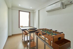 Games room - Hotel Mart View (Kanayannur)