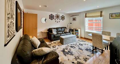 Inverness city centre! Quiet and spacious family-sized apartment w/lift