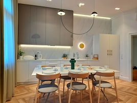 Deluxe Suite, 1 Bedroom, Kitchenette, City View | Private kitchen | Full-size fridge, microwave, stovetop, dishwasher