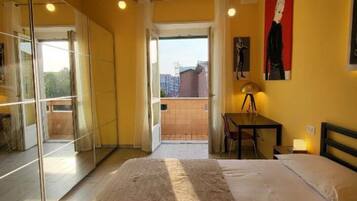 1 bedroom, desk, iron/ironing board, free WiFi