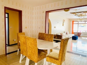 Deluxe Apartment | Living area
