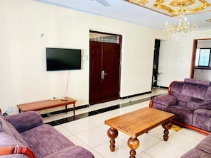 Business Apartment | Living area