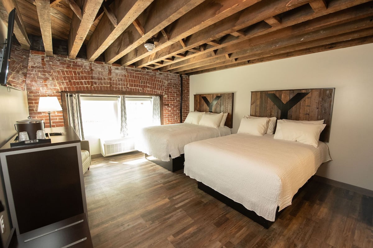 1 bedroom, hypo-allergenic bedding, pillowtop beds, in-room safe