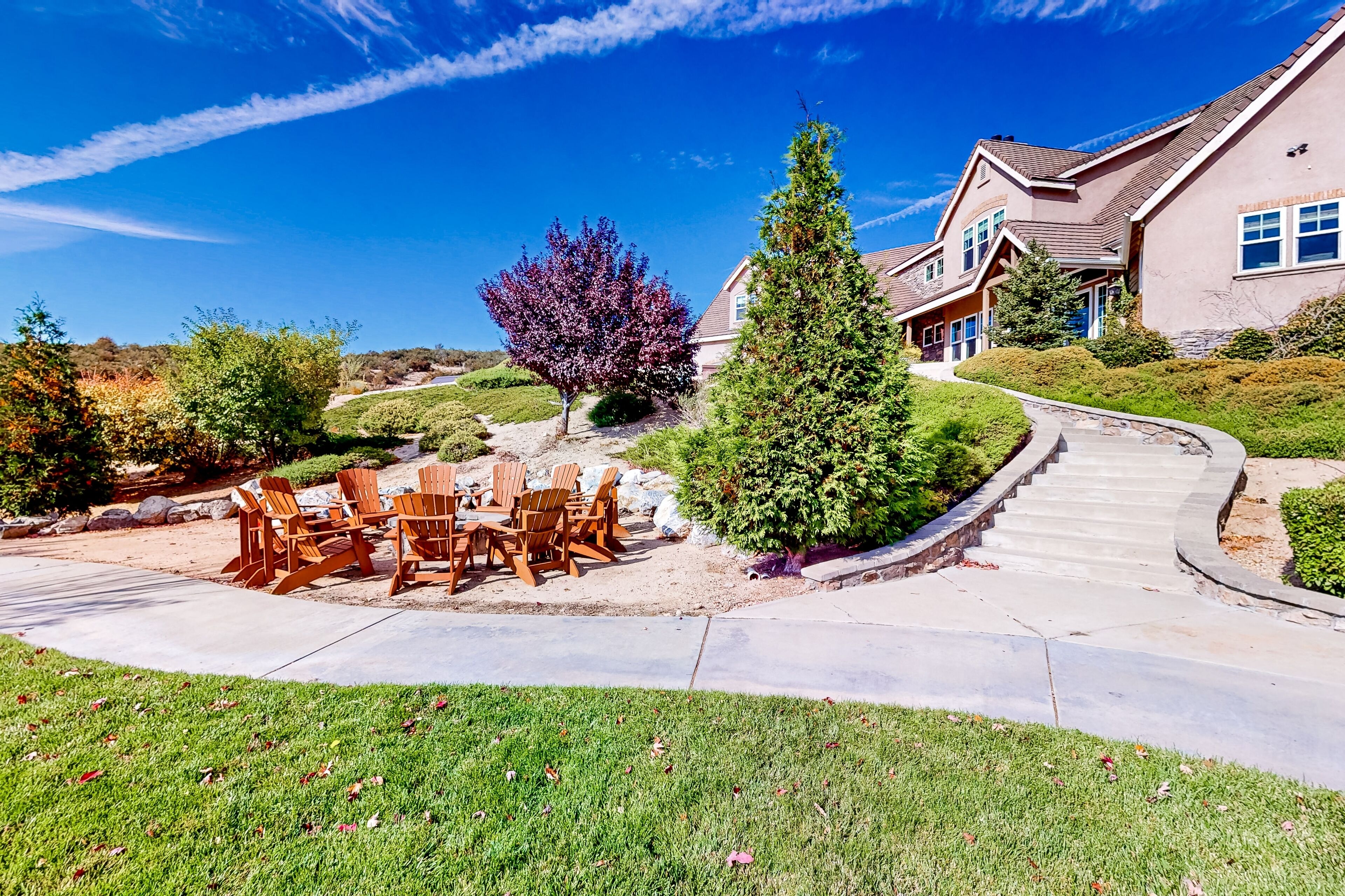 12-acre home with outdoor areas, basketball/pickleball/volleyball & home gym