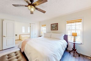 3 室のベッドルーム、インターネット、ベッドシーツ、車椅子でアクセスできる設備