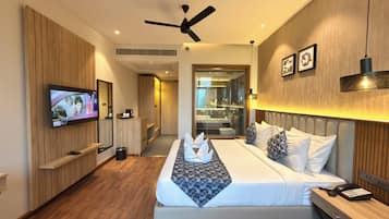 Premium Room | Premium bedding, in-room safe, individually furnished, desk