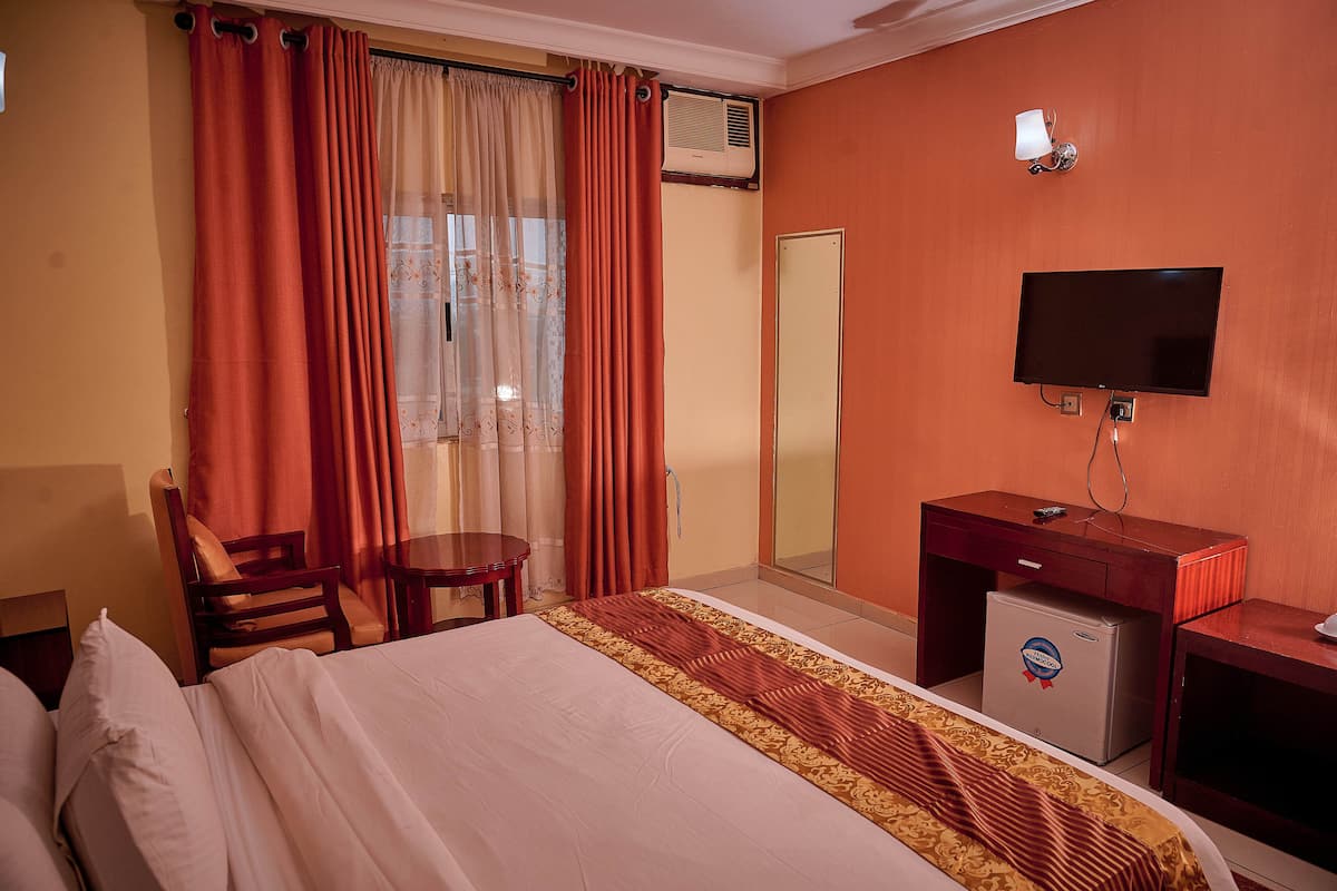 Standaard kamer | 1 slaapkamer, een bureau