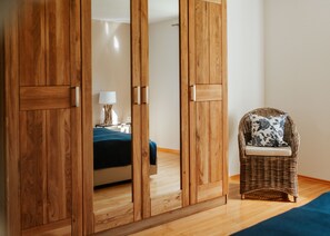 2 多间卧室、熨斗/熨衣板、免费 WiFi、床单