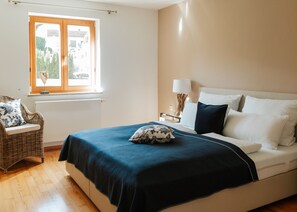 2 chambres, fer et planche à repasser, Wi-Fi gratuit, draps fournis