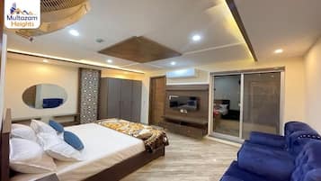 Deluxe Double Room | Soundproofing, iron/ironing board, free WiFi