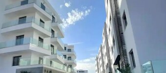 Cosy calm central beach home with swimming pool