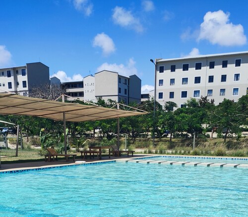 we offer 1and 2 bedroom apartment