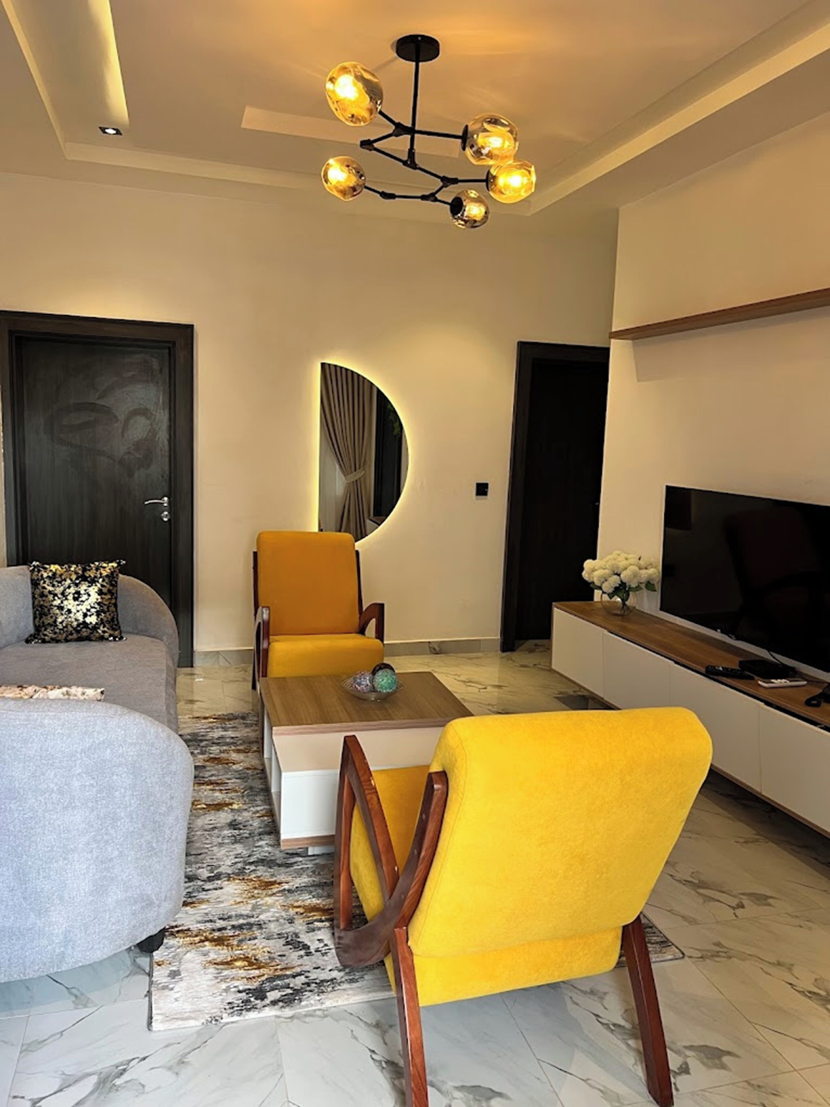 Classic Suite | Living area | Flat-screen TV
