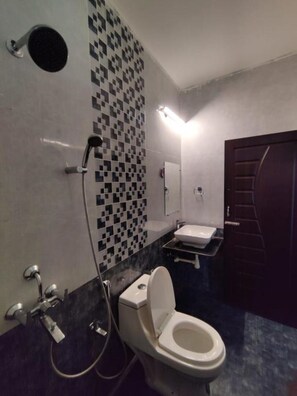 Towels, soap, toilet paper