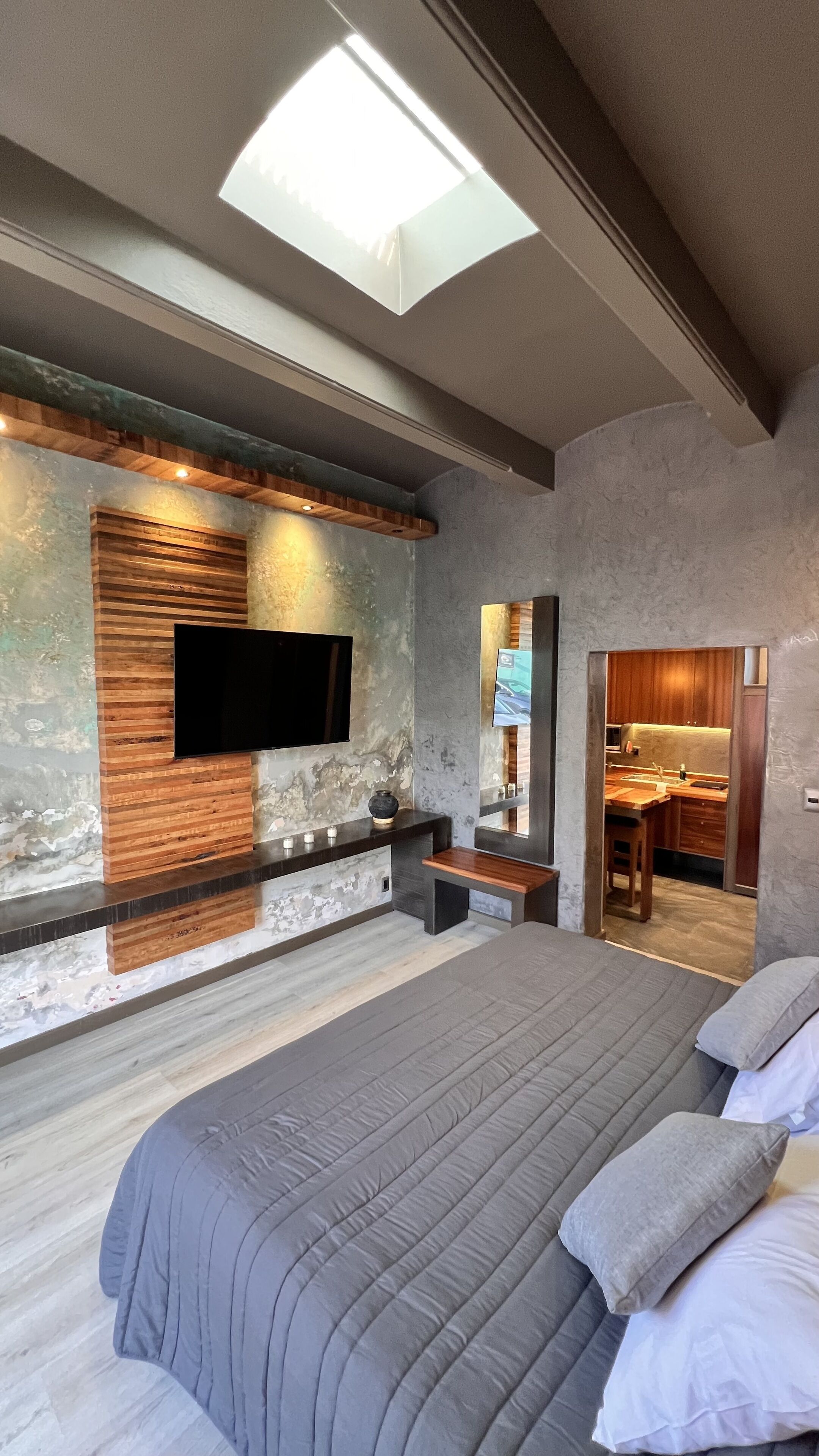 1 chambre, fer et planche à repasser, Wi-Fi, draps fournis