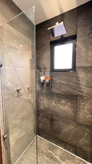 Hair dryer, towels, soap, toilet paper - Beautiful studio in Jalatlaco, a beautiful neighborhood (Oaxaca de Juárez)