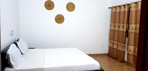 Apartment | 1 bedroom, iron/ironing board, free WiFi, bed sheets - Paradise Guesthouse Cotonou,benin (Cotonou)