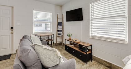 Studio Apartment in Winter Haven, FL