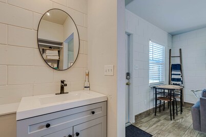 Studio Apartment in Winter Haven, FL