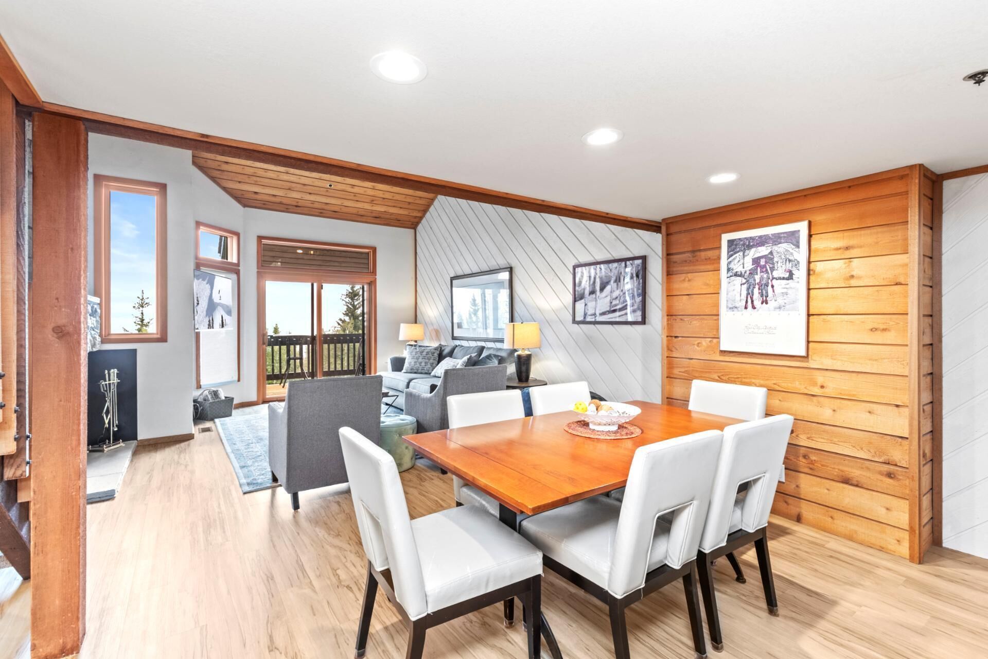 Leilighet (3 Bedrooms) | Spiseområde