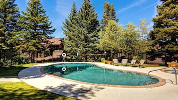 Condo (3 Bedrooms) | Pool | Outdoor pool