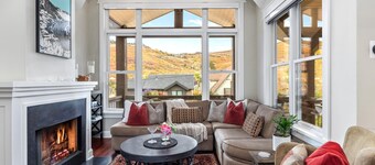 Red Crest 3 Bedrooms PWS-957 by KBM