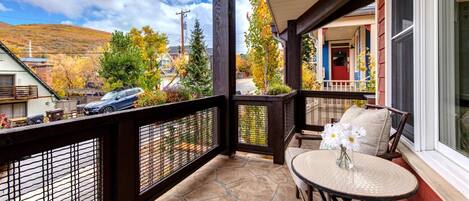 Studio (3 Bedrooms) | Terrace/patio