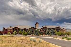 Exterior - KBM Resorts: Mas-2003 Panoramic Sunshine, Modern 2br, 3 min Drive to Jordanelle Gondola (Heber City)