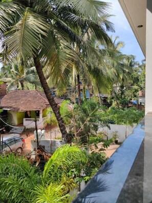 Property grounds - The Sun - Double Room with Balcony (Mandrem)