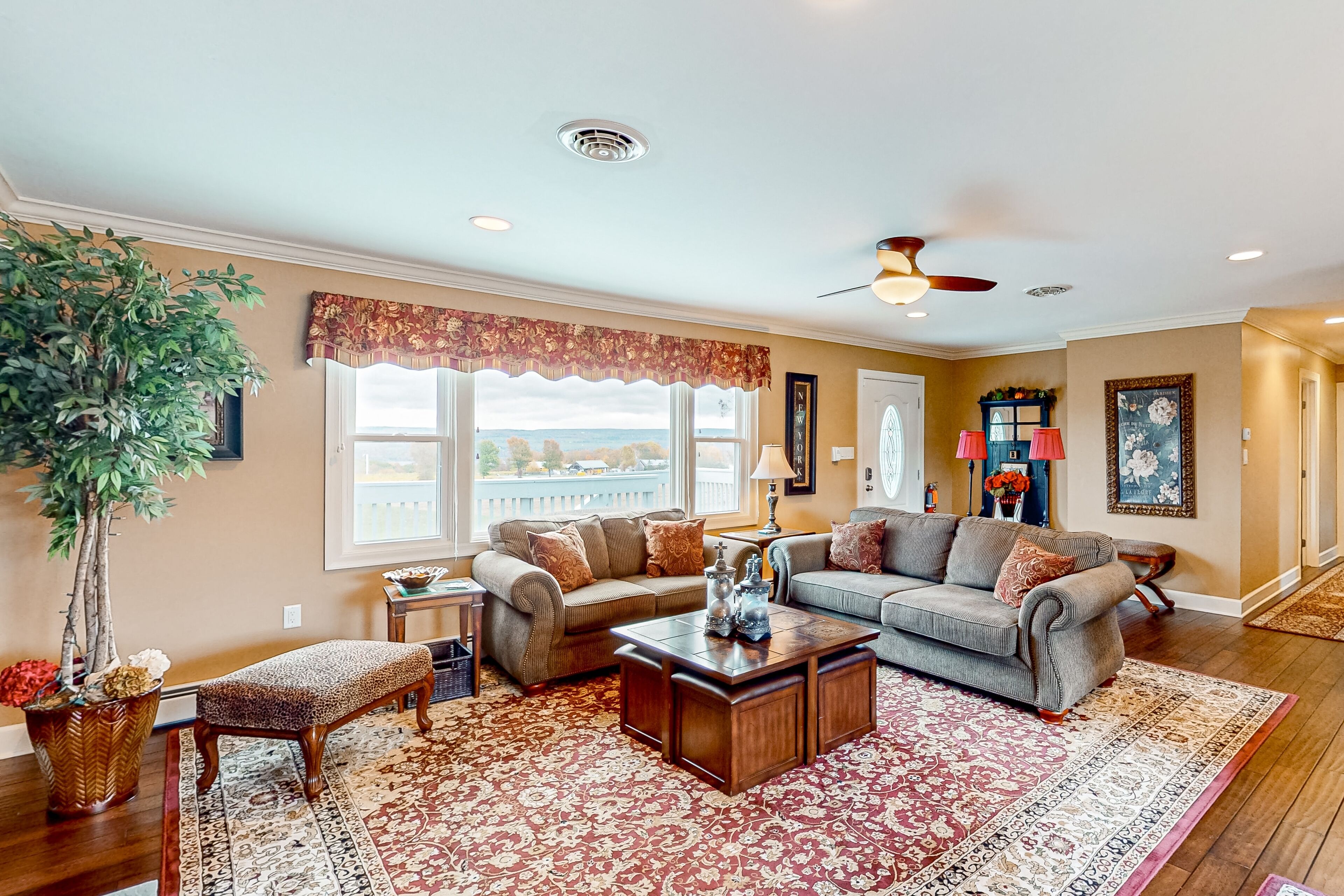 Single-level dog-friendly home with amazing views & a washer/dryer on 14 acres