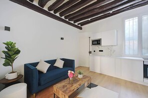 TV, offices