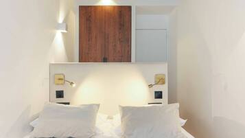 2 Schlafzimmer, Schreibtisch, Bügeleisen/Bügelbrett, WLAN