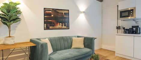 TV