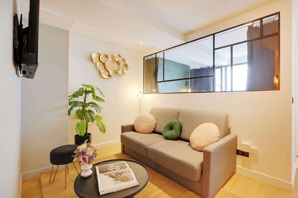TV, offices