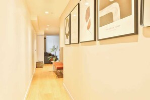 Interior - Comfort & Design for 10p - 5min from the Marais ! (Paris)