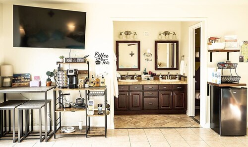 4-Bed Pet-Friendly Home near Balloon Fiesta Park w/Hot Tub; Mini Golf; Fire-Pit!