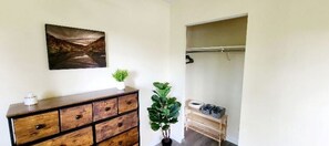 Interior - Most Desired Neighborhood in Morgantown 5 min to Hospitals New Listing (Morgantown)